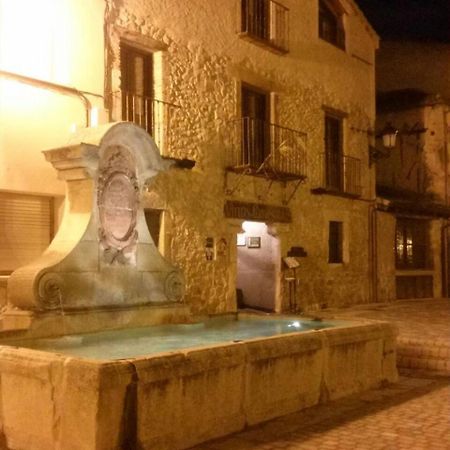 La Casa Vieja Guest House Turégano Eksteriør bilde