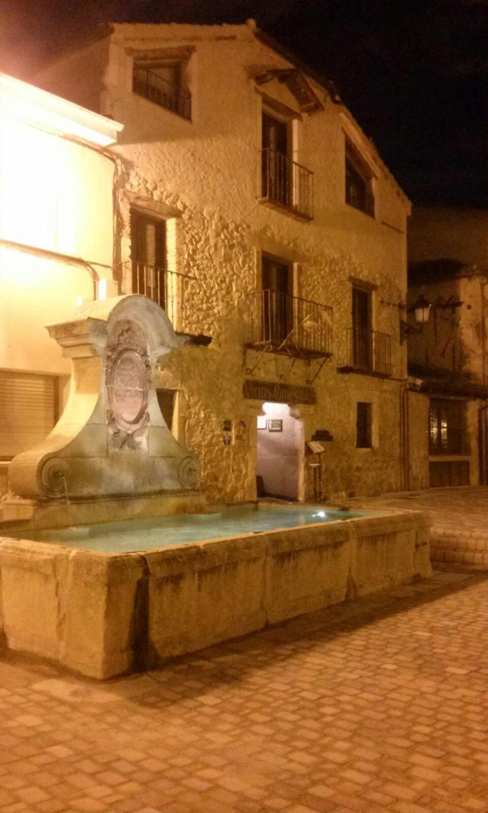La Casa Vieja Guest House Turégano Eksteriør bilde