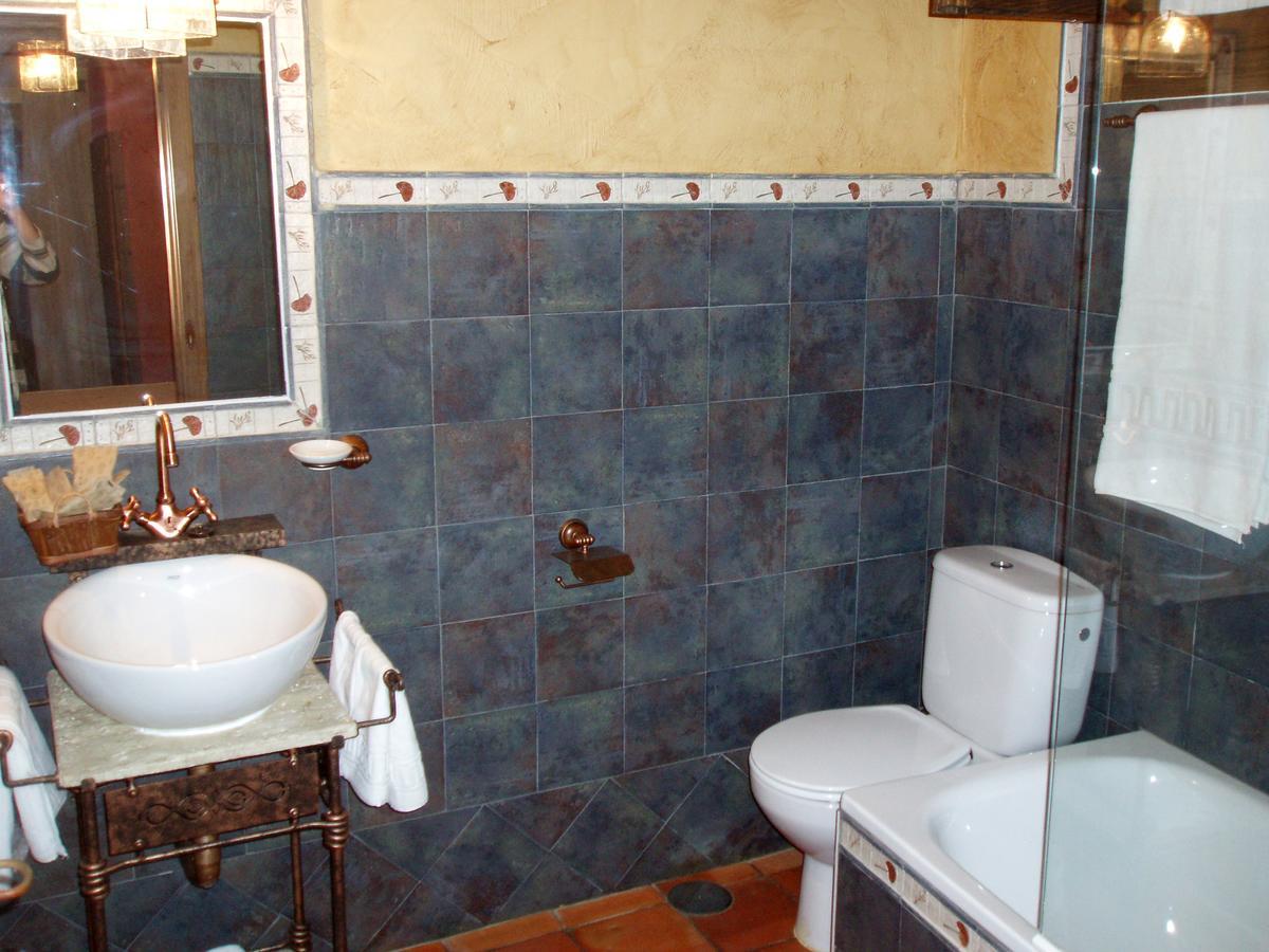 La Casa Vieja Guest House Turégano Eksteriør bilde